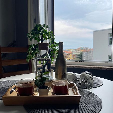 Ena Apartamento Rijeka Exterior foto